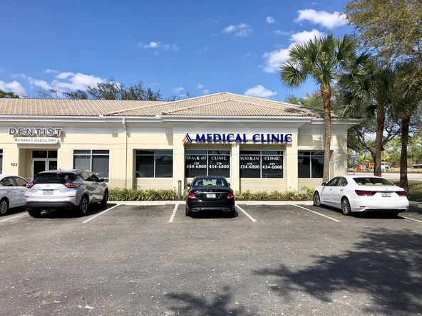 7385 Radio Rd, Naples, FL 34104